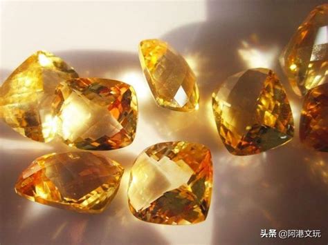 黃水晶 原礦|黃水晶代表什麽？黃水晶功效、禁忌、左右手佩戴方。